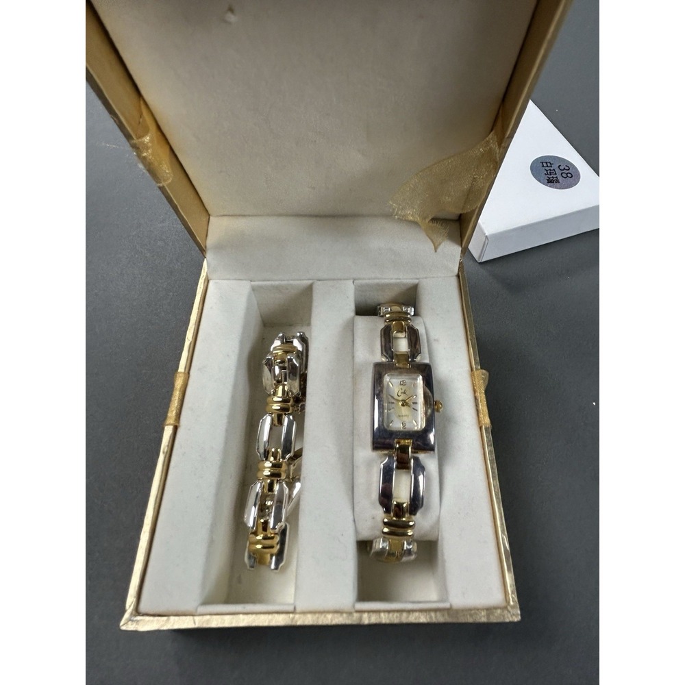 Cache Women's Quartz Watch‎ & Matching Bracelet Gift Set Two Tone Box Untested